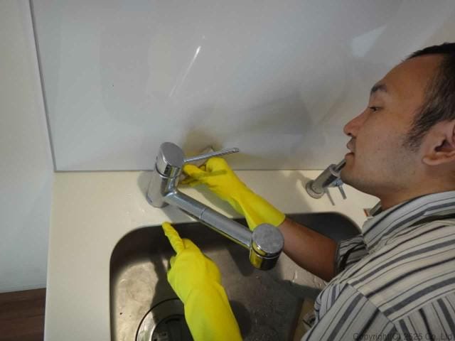 キッチンクリーニング水栓根本のお掃除