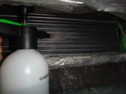 RAS-S50Z2,エアコンクリーニング,カビ用洗剤かける